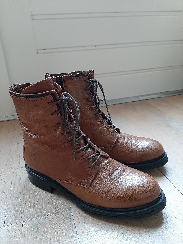 MJUS veterschoenen / laarsjes, maat 39, Bruin, Overige typen, Ophalen of Verzenden, Zo goed als nieuw