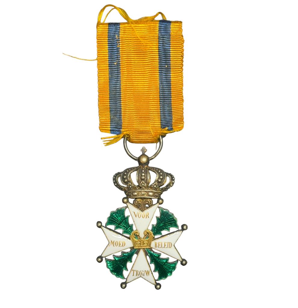 Ridderkruis 4e klasse van de Militaire Willems-Orde, Postzegels en Munten, Penningen en Medailles, Overige materialen, Verzenden