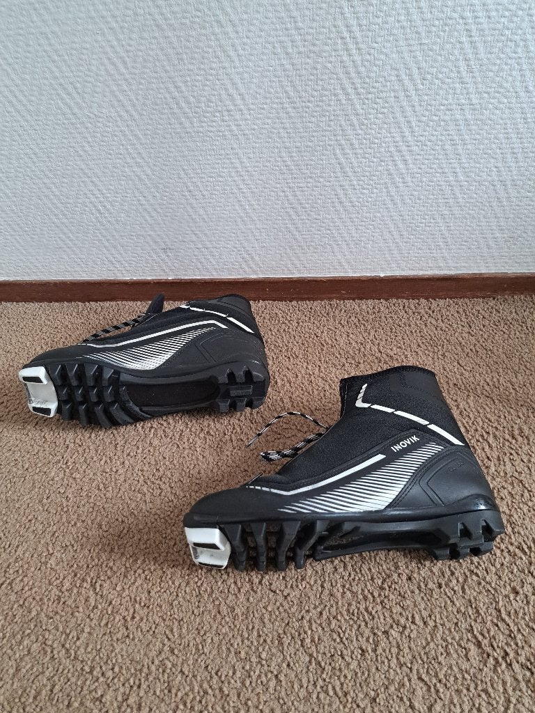 langlaufschoenen, Sport en Fitness, Langlaufen, 100 tot 140 cm, Overige typen, Zo goed als nieuw