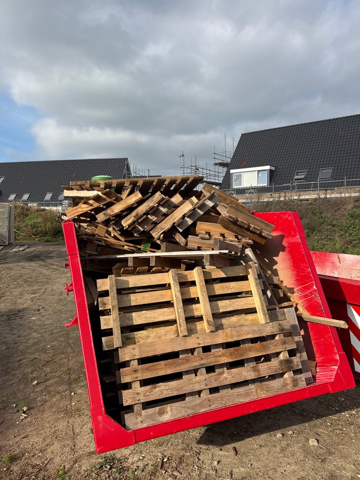 Houten pallets en afvalhout - Ideaal voor brandhout, 6 m³ of meer