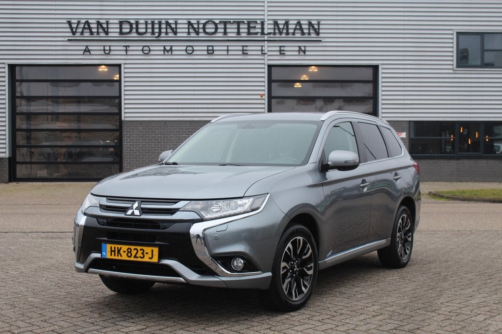 Mitsubishi Outlander 2.0 PHEV Executive Edition / Camera / K, Auto's, Mitsubishi, Automaat, 1998 cc, 135 pk, Met garantie (alle)