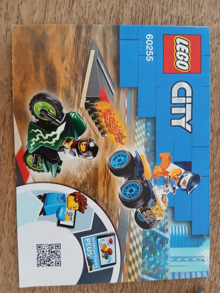 Lego city (60255), Compleet, Lego, Ophalen of Verzenden, Complete set