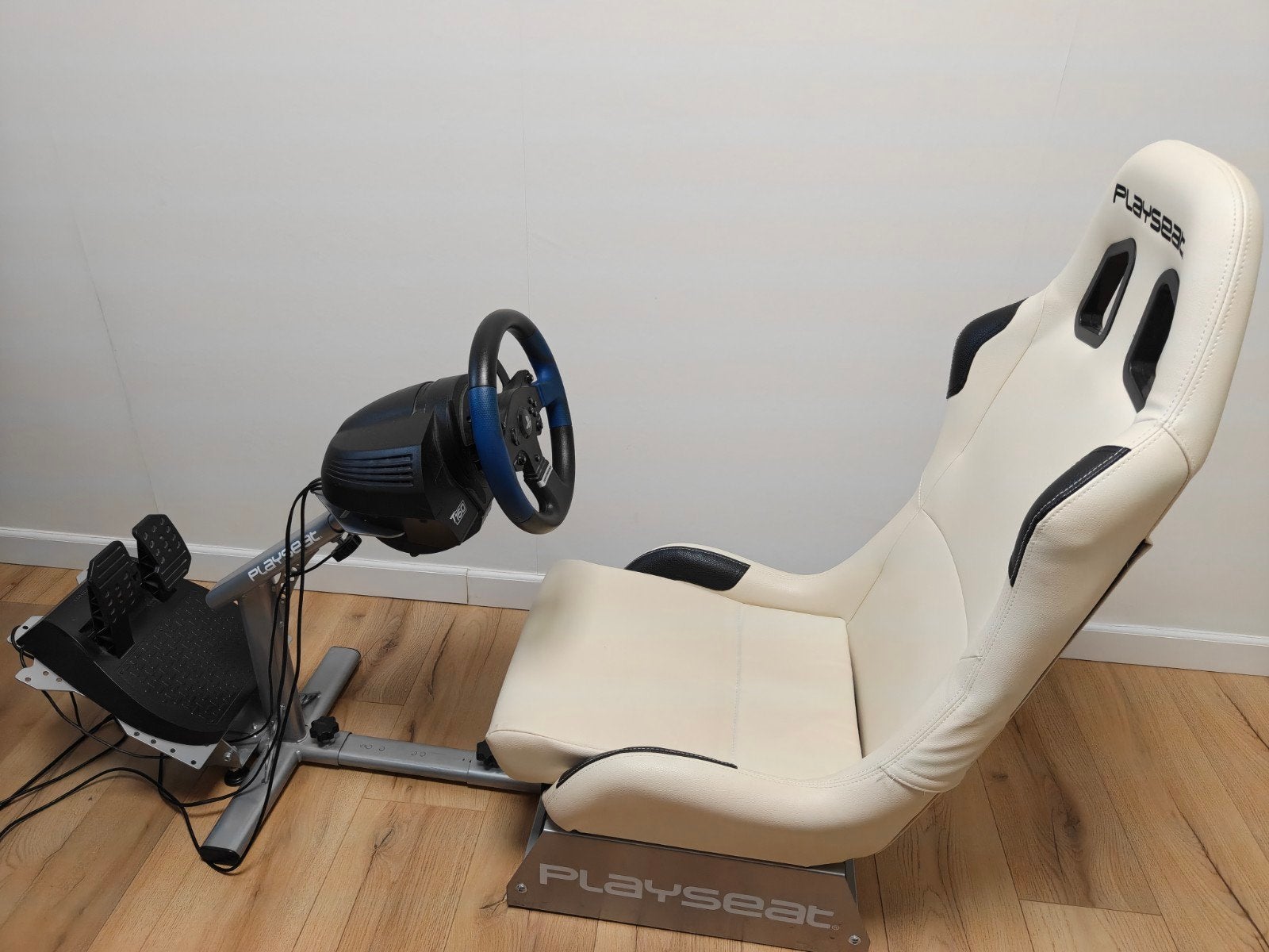 Playseat Evolution White met Thrustmaster T150 racestuur, Ophalen, Zo goed als nieuw