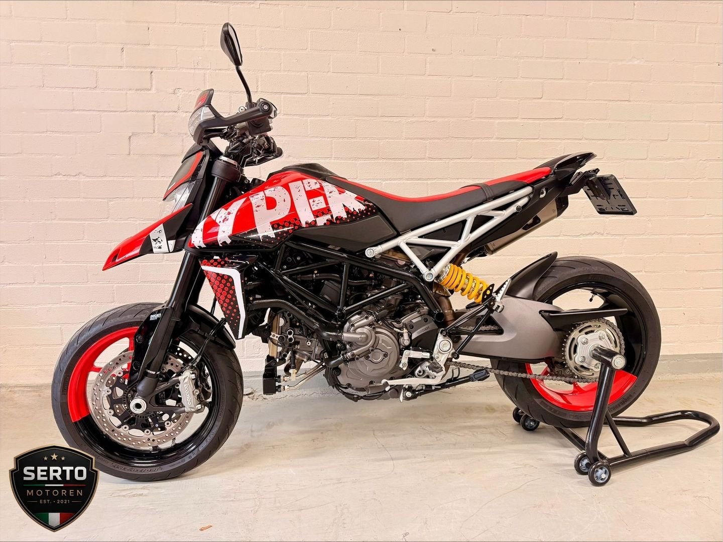 DUCATI HYPERMOTARD 950 RVE (bj 2021), Motoren, Motoren | Ducati, DUCATI, 2 cilinders, Bedrijf, Onbekend