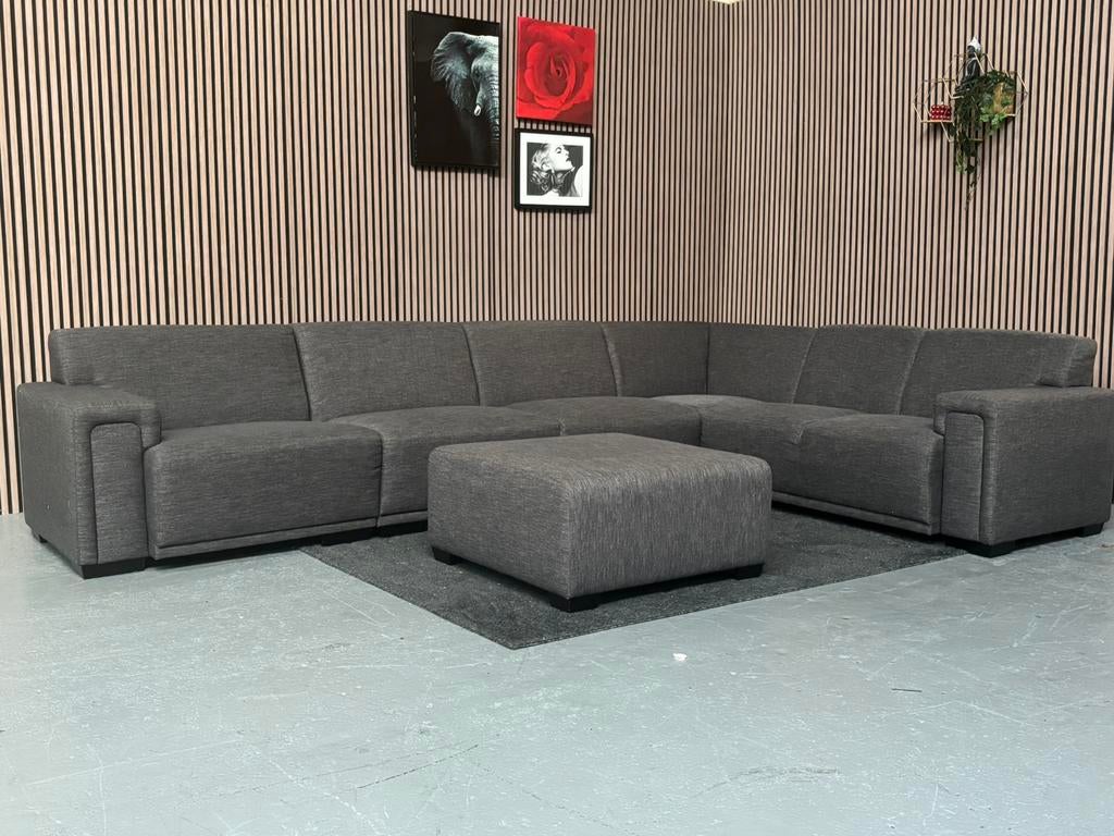 GRATIS LEVERING InHouse Hoekbank + Poef 355x235 GEREINIGD, Huis en Inrichting, Banken | Bankstellen, Hoekbank, 300 cm of meer