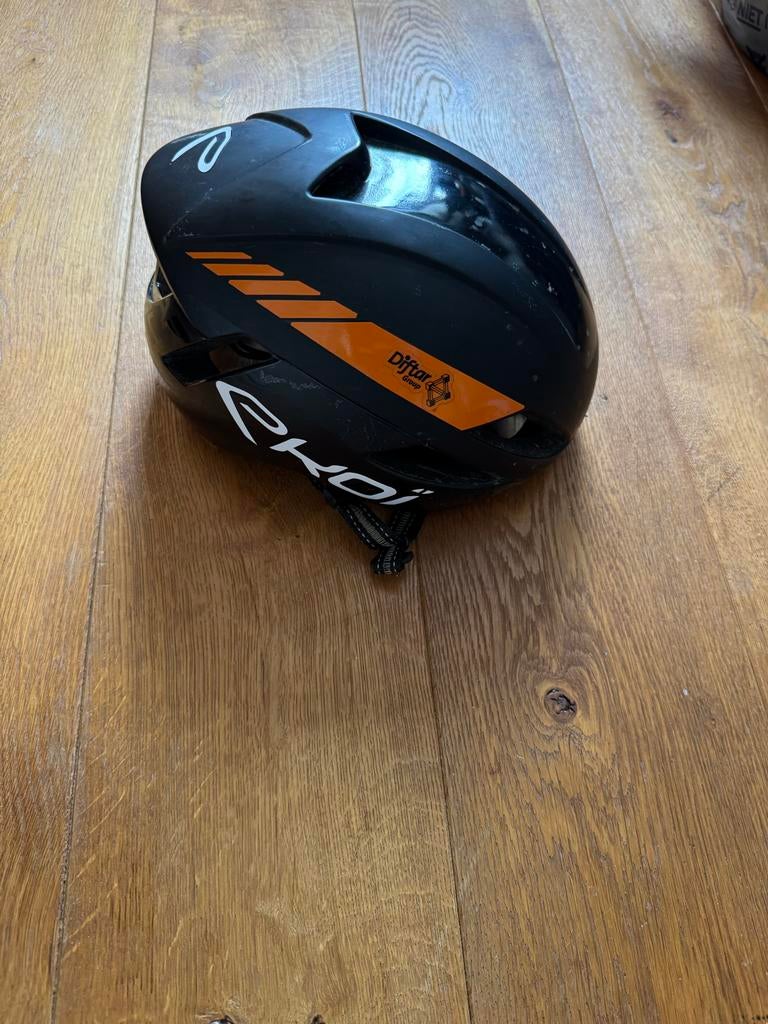 Ekoi Aero Fietshelm Maat M - Conti Team Editie, Fietsen en Brommers, Fietsaccessoires | Fietshelmen, Ophalen of Verzenden, Gebruikt