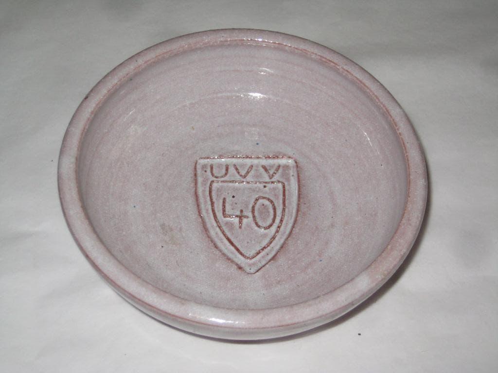 schaaltje UVV 40 (ulvenhout?) - steenuiltje rijswijk, Ophalen of Verzenden, Zo goed als nieuw, Overige sporten, Overige typen
