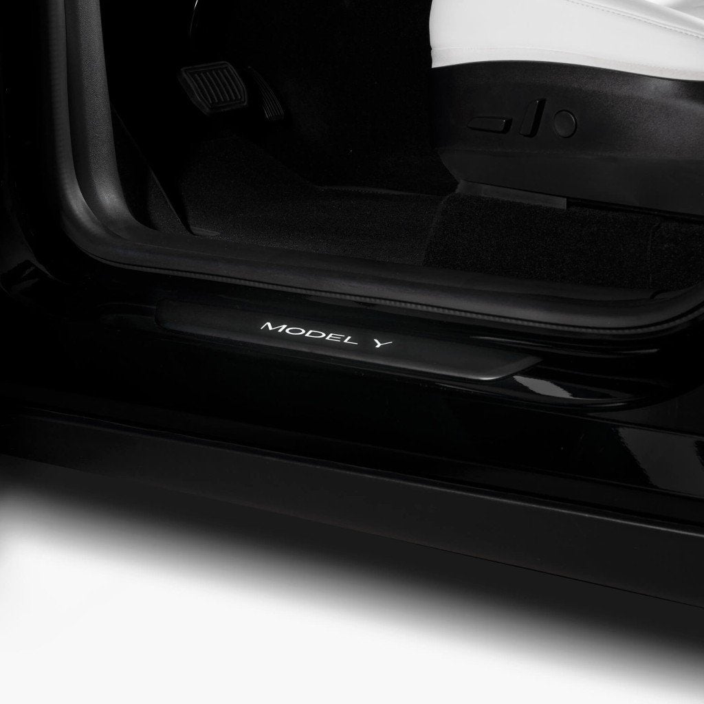 Foto 8 van Tesla Model Y verlichte dorpellijsten origineel nieuw