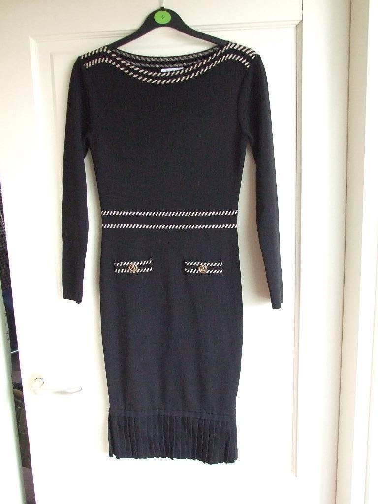 Allyson nieuw zwart gebreid jurkje met goudaccenten S/M, Kleding | Dames, Jurken, Allyson, Zwart, Nieuw, Ophalen of Verzenden