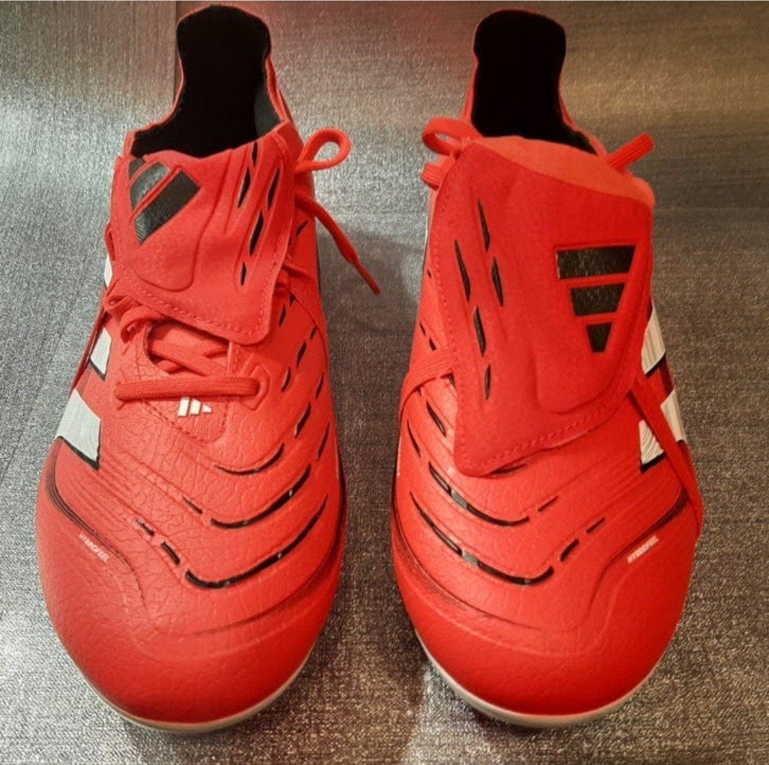 Adidas Predator voetbalschoenen., Maat XS of kleiner, Ophalen of Verzenden, Zo goed als nieuw, Schoenen