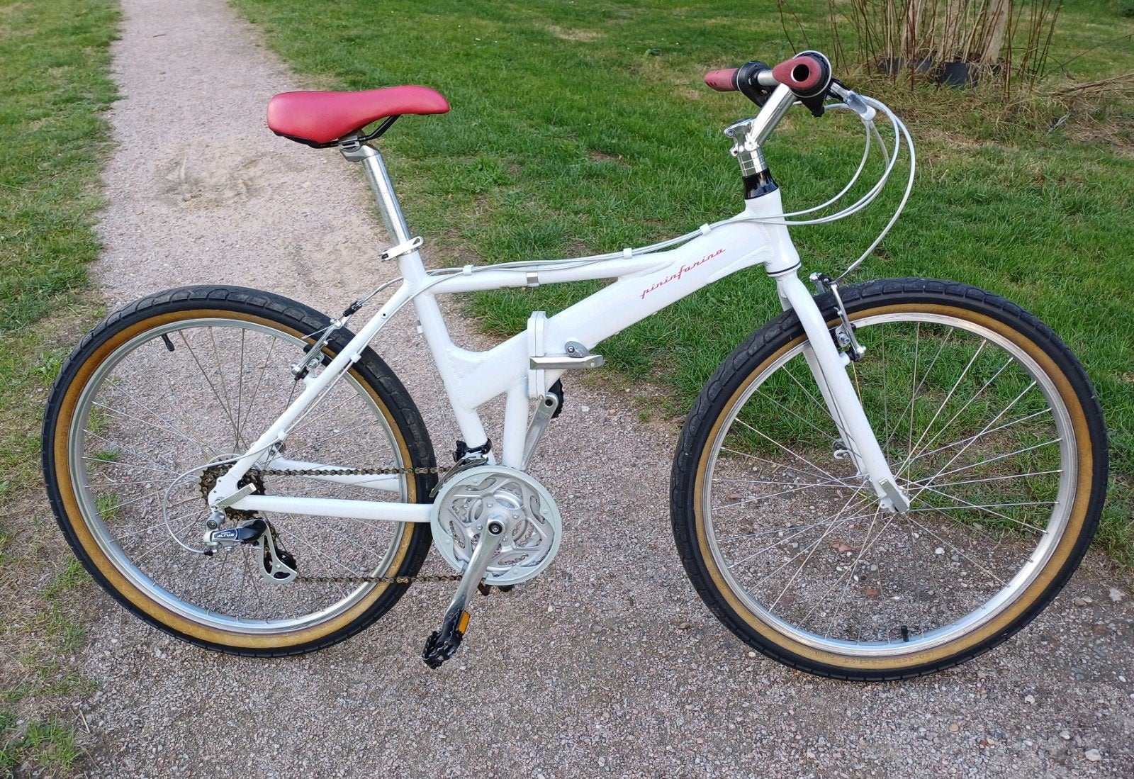 Mooie Pininfarina vouwfiets, Fietsen en Brommers, 20 inch of meer, Velgrem, Versnellingen, Zo goed als nieuw