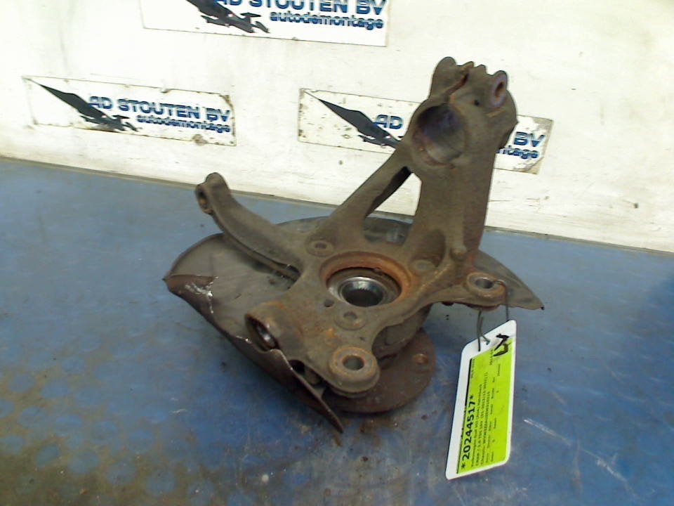 Fusee Links Voor Volkswagen Golf VII (AUA) (2013-01/2020-03), Gebruikt, Volkswagen, Volkswagen AG, Kundenbetreuung@volkswagen.de