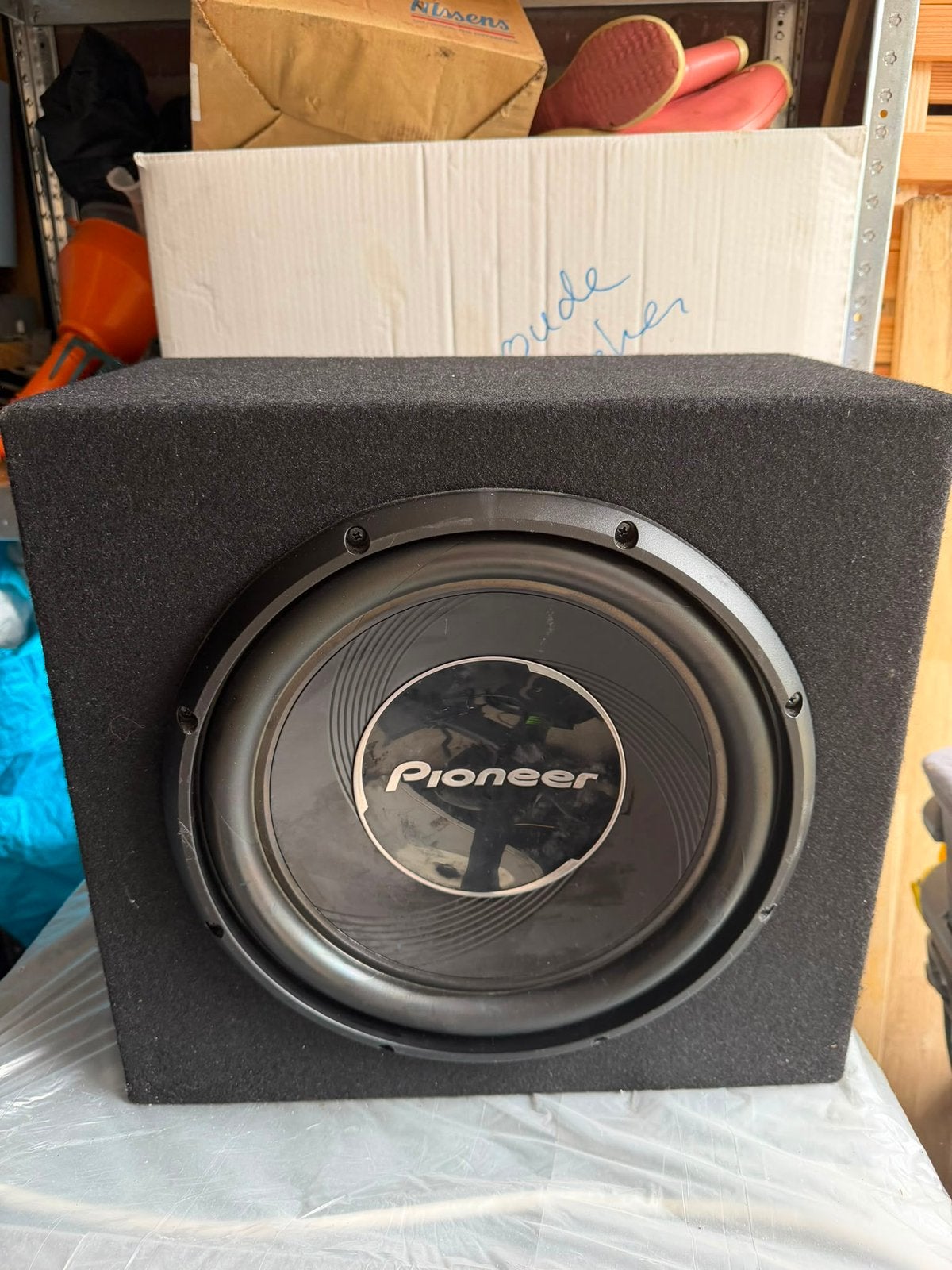 Subwoofer versterker box, Ophalen of Verzenden, Zo goed als nieuw