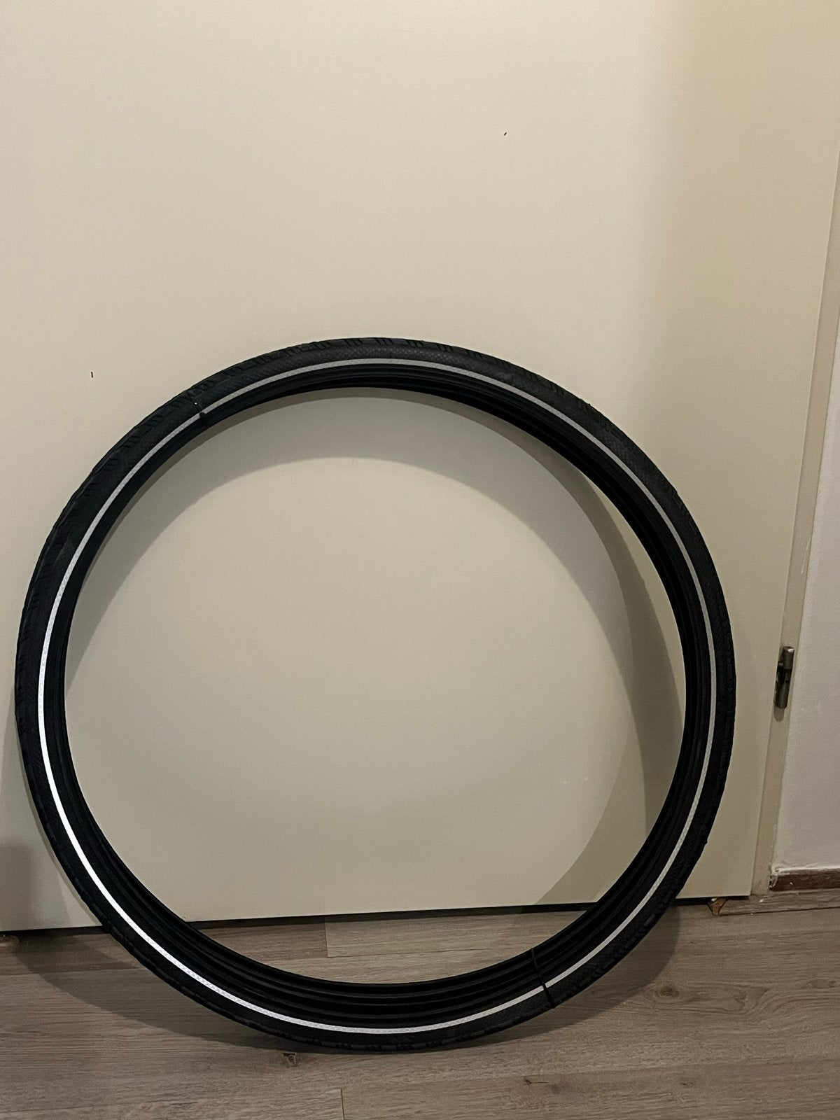 Fietsbanden (MOET WEG), Fietsen en Brommers, Band, Nieuw, Ophalen of Verzenden, Rubber