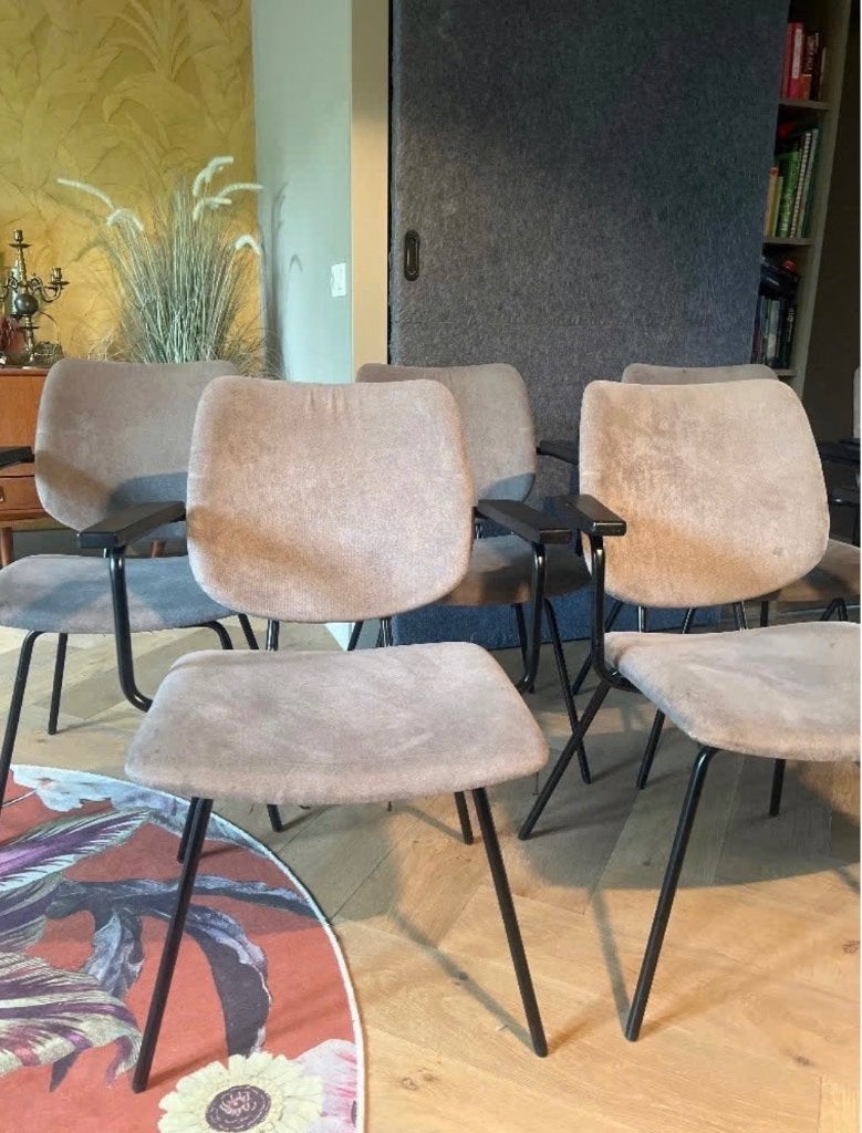6 Bodilson grijs velours & zwart metaal – €100, Ophalen, Gebruikt, Vijf, Zes of meer stoelen, Stof