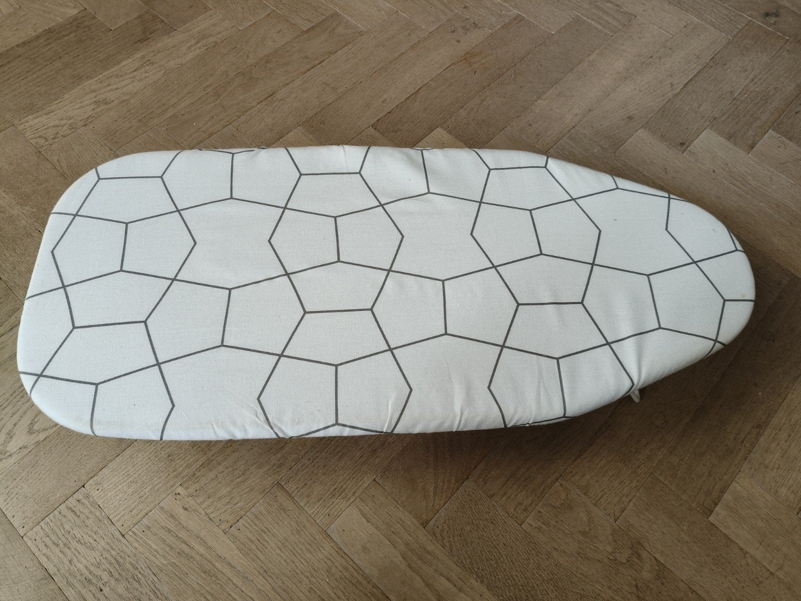 IKEA JÄLL Strijkplank - Compact en Opvouwbaar, Ophalen, Zo goed als nieuw, Strijkijzer met snoer