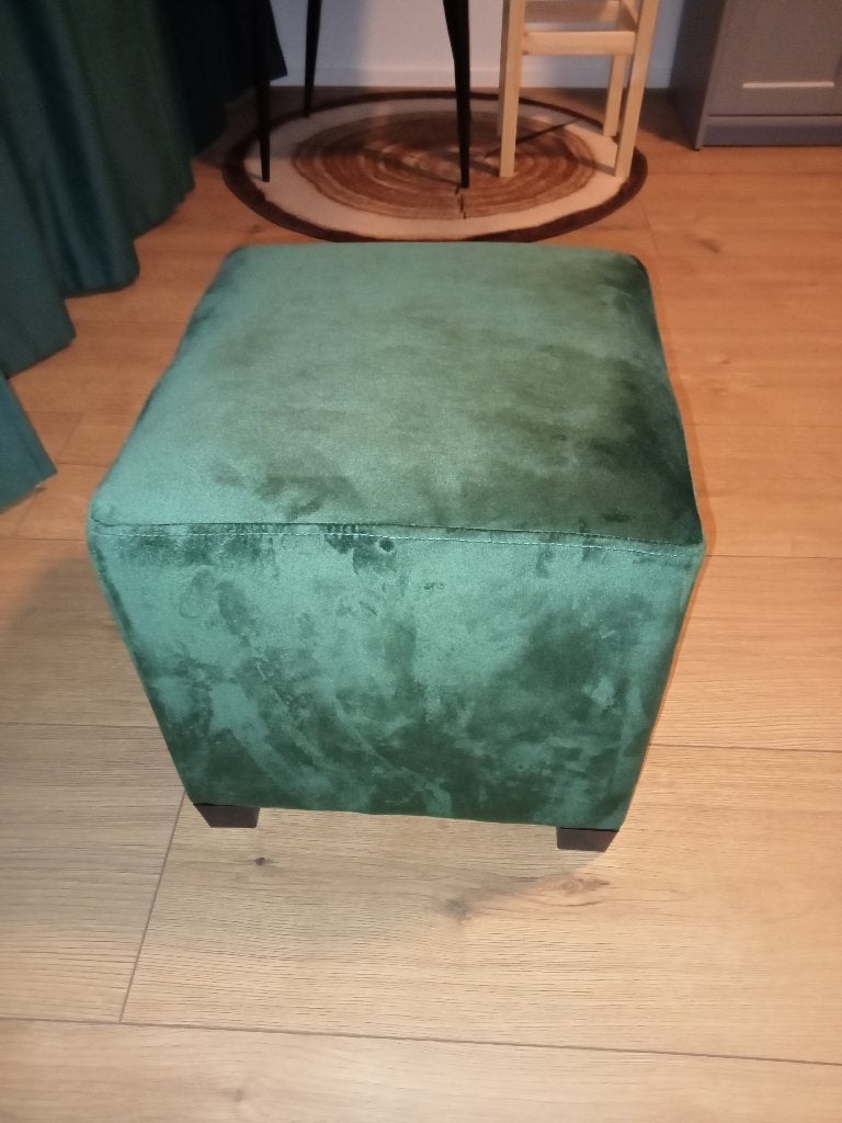 Nog maar 1 over, mooie voetenbank nog nieuw in verpakking!, Ophalen, Minder dan 50 cm, Vierkant, Nieuw