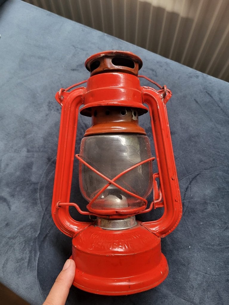 Olielamp - stormlantaarn  rood, Ophalen of Verzenden