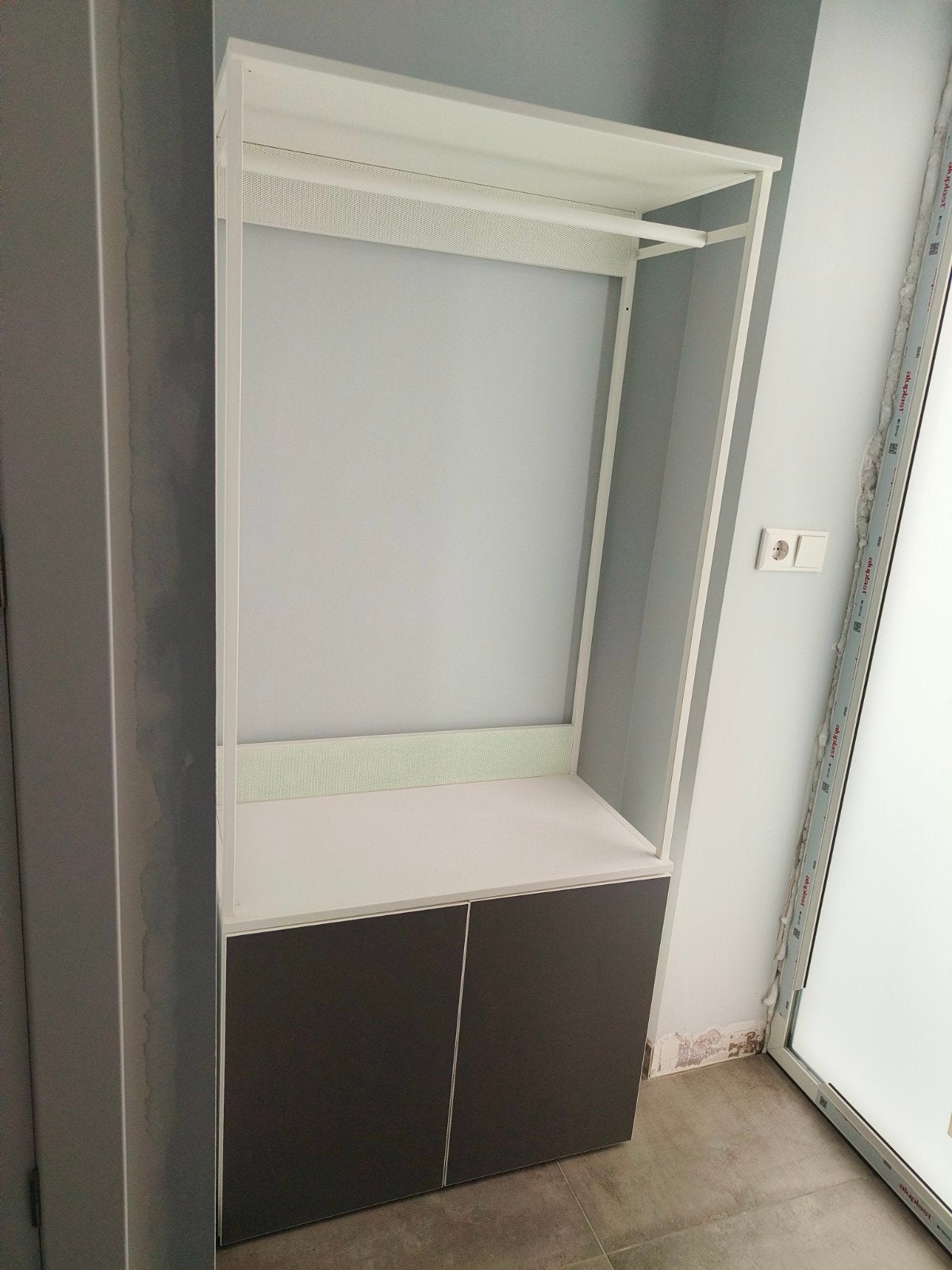 Kledingrek met opbergkast - Modern en functioneel, Huis en Inrichting, Kasten | Kledingkasten, 50 tot 100 cm, Zo goed als nieuw