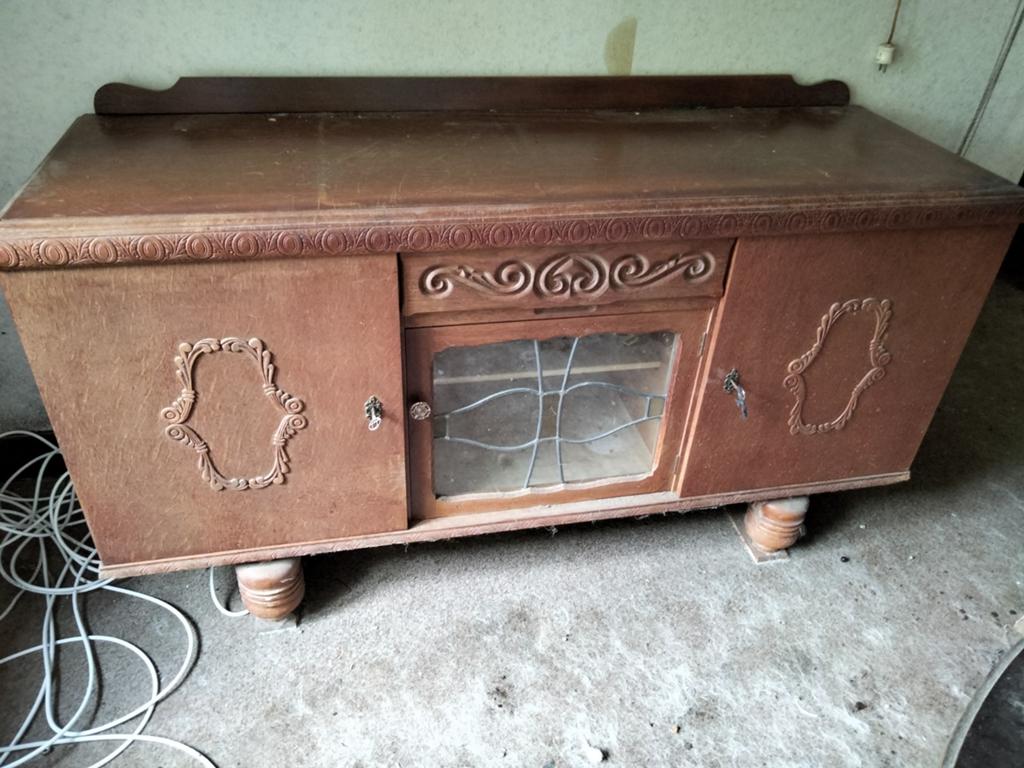 Oud dressoir., Ophalen, Gebruikt, 150 tot 200 cm, Overige houtsoorten