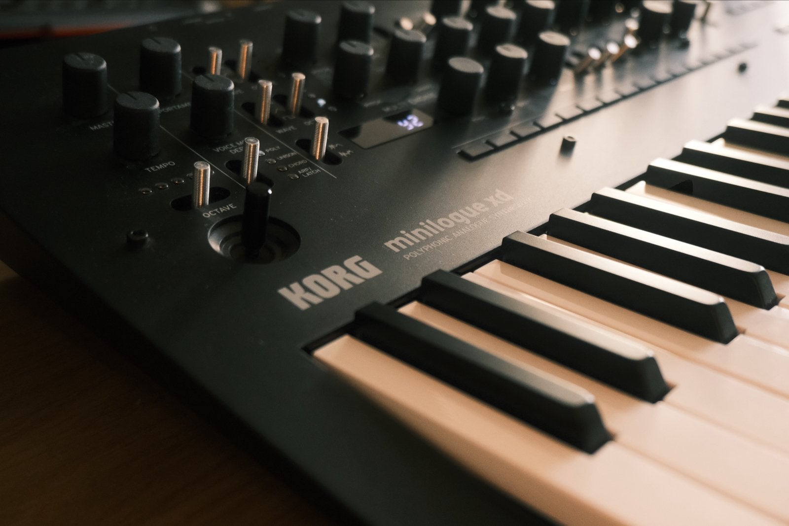 Korg Minilogue XD - Zo goed als nieuw, incl. doos en adapter, Muziek en Instrumenten, Synthesizers, Ophalen, Korg, Overige aantallen