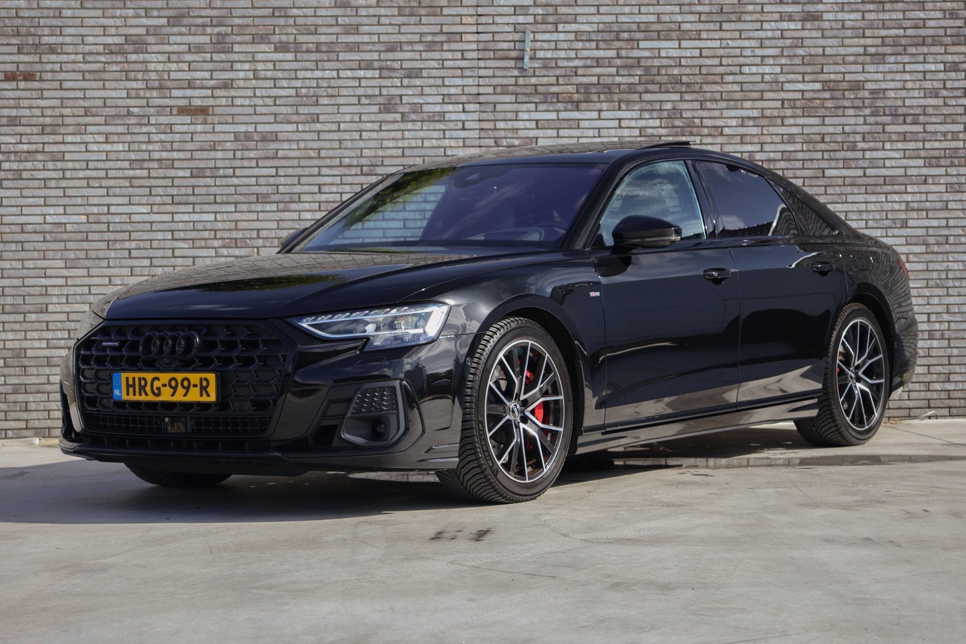 Audi A8 60 TFSI e * AUDI EXCLUSIVE * TV SCHERMEN * MASSAGE *, Auto's, Automaat, Gebruikt, 2995 cc, Bedrijf