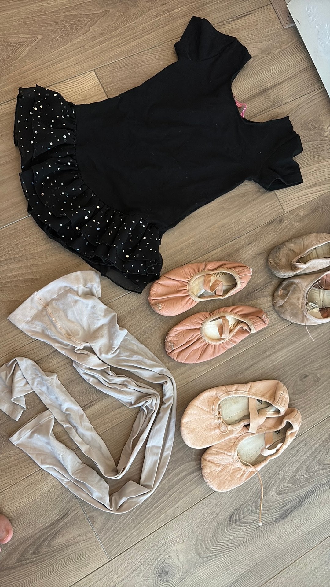 Ballet kleding (10) en schoenen mt 35 en 36, Ophalen, Zo goed als nieuw, Schoenen