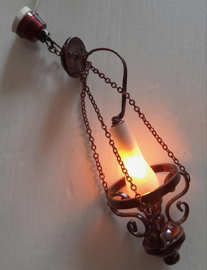 Miniatuur hanglamp (echte verlichting) 1:12, Verzamelen, Poppenhuizen en Toebehoren, Ophalen of Verzenden, Zo goed als nieuw, Decoratie