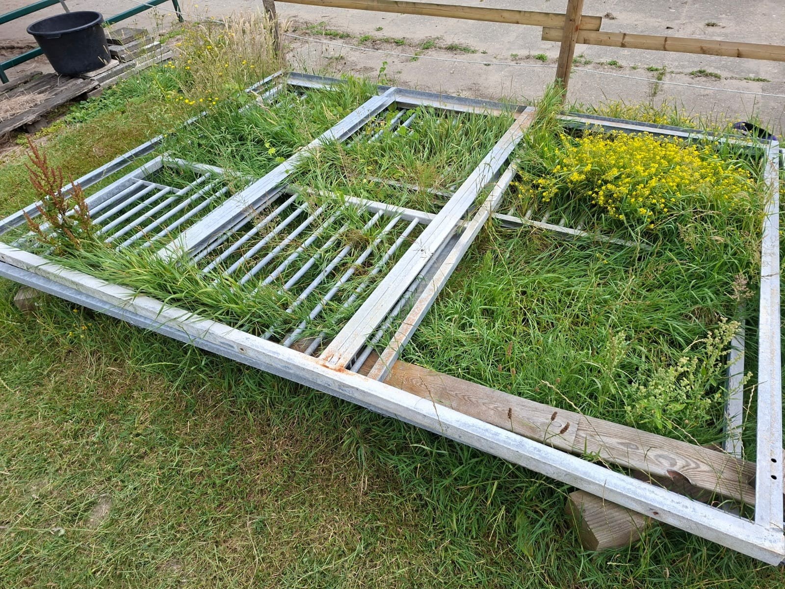 Staldelen 3m gebruikt ophalen, Dieren en Toebehoren, Paarden en Pony's | Overige Paardenspullen, Ophalen, Gebruikt