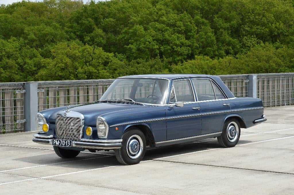 Mercedes-Benz 250 S 1967, Auto's, Achterwielaandrijving, 2496 cc, Blauw, Leder en Stof