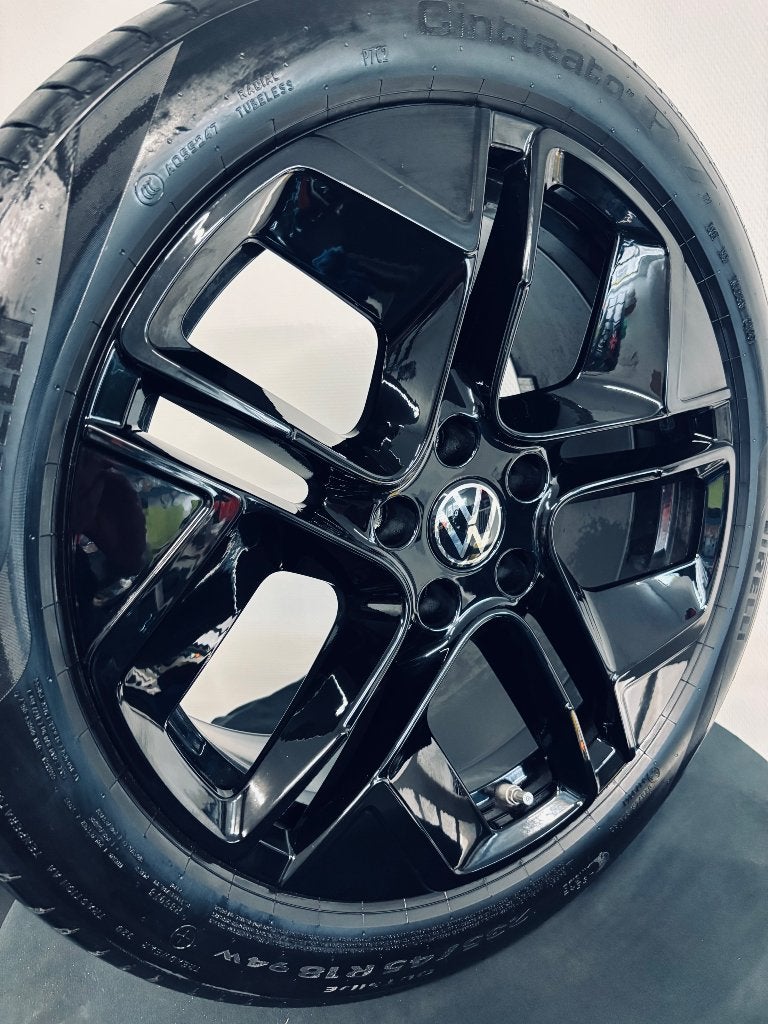 DEMOSET 18” VW Passat Coventry velgen + zomerbanden, Auto-onderdelen, Banden en Velgen, Ophalen, 18 inch, Gebruikt, Velg(en)