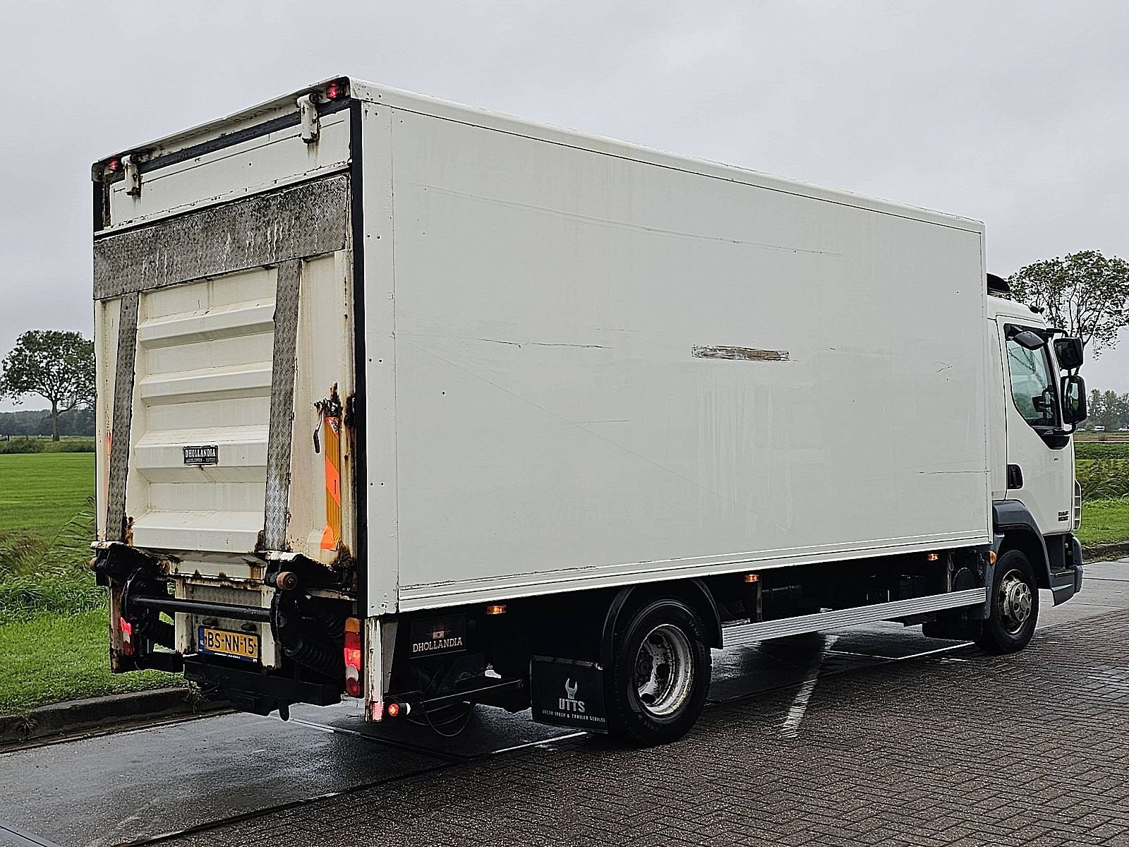 DAF LF 45.160, Wit, Origineel Nederlands, Bedrijf, 2 stoelen