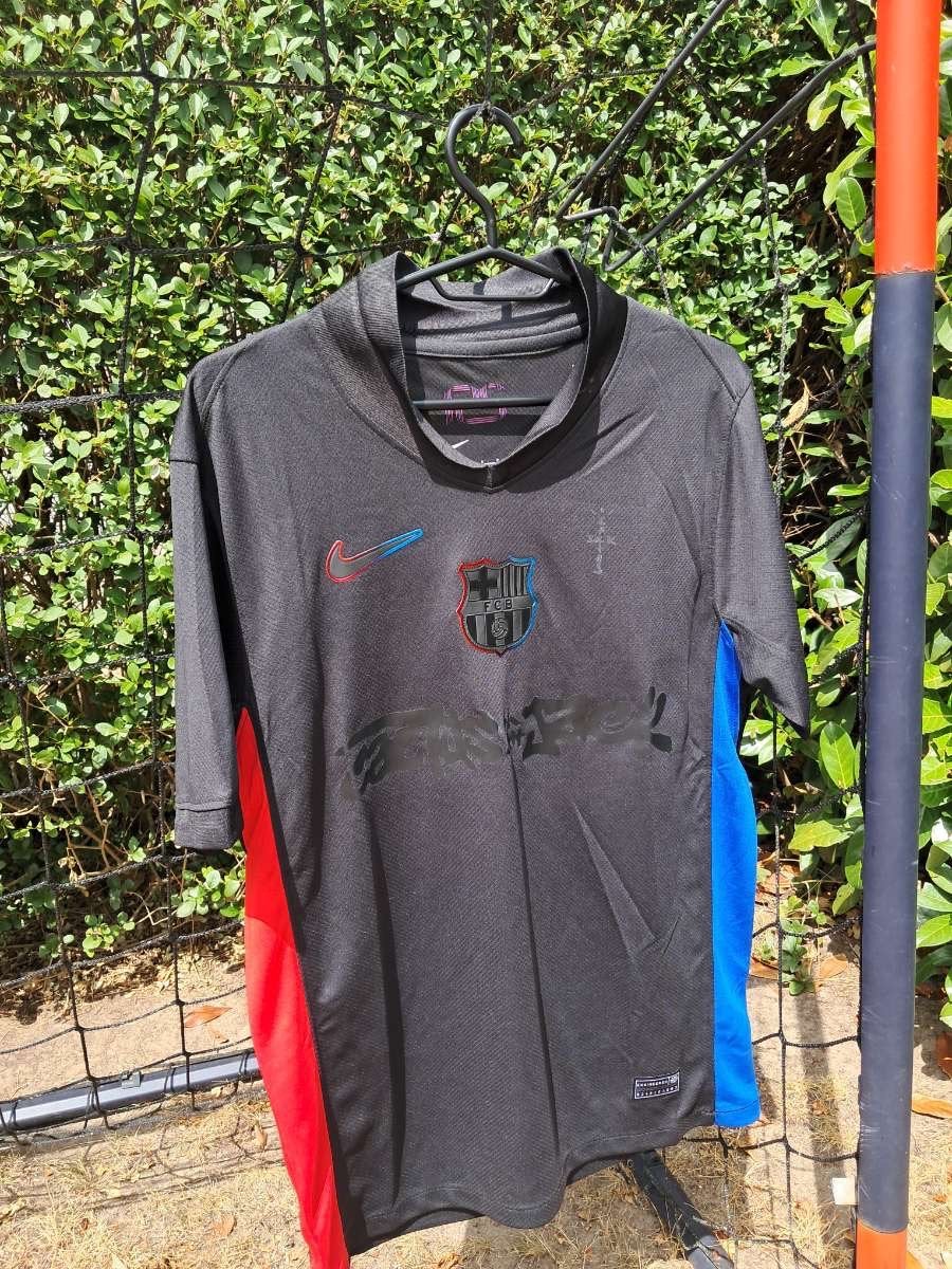 Barcelona X Travis ed. | Maat S, Ophalen of Verzenden, Zo goed als nieuw, Maat 46 (S) of kleiner, Blauw