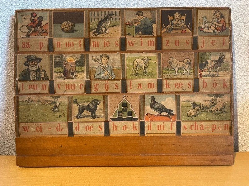 Vintage Hoogeveen leesplankje Aap Noot Mies Jetses, Ophalen of Verzenden, Geschiedenis