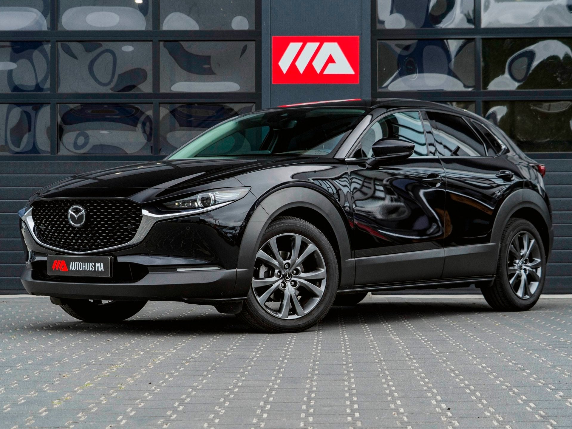 Mazda CX-30 2.0 e-SkyActiv-X M Hybrid Luxury 186 PK | Trekha, Auto's, Mazda, 1998 cc, Gebruikt, Euro 6, Zwart