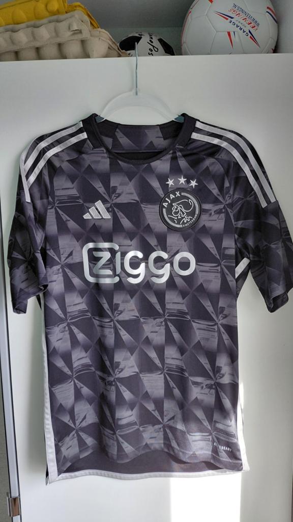 Gesigneerde Sjaak Swart 23/24 Ajax uishirt, Ophalen of Verzenden, Zo goed als nieuw, Shirt