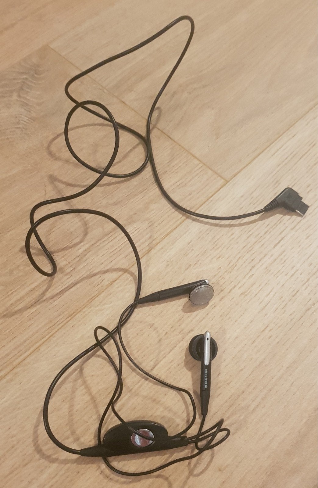Samsung oordopjes zwart headset mobiel telefoon ear in, Zwart, In gehoorgang (in-ear), Verzenden, Zo goed als nieuw