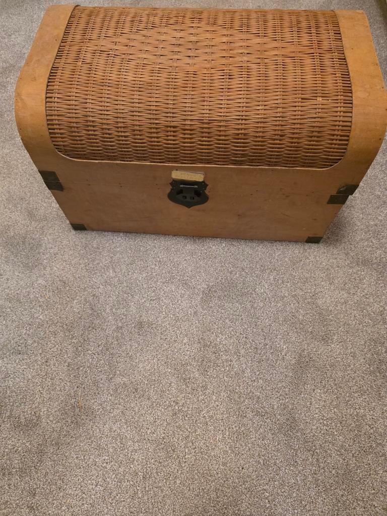 Vintage Houten Kist met Rotan Deksel, Ophalen, Gebruikt, Minder dan 50 cm, 50 tot 75 cm