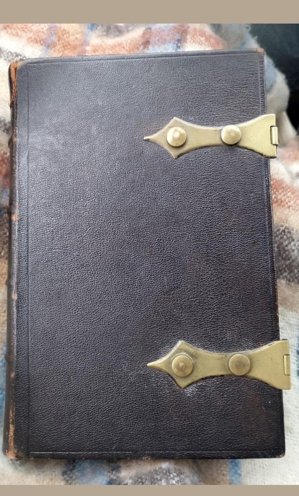 In zeer goede staat breviarium Romanum met messing beslag ., Antiek en Kunst, Antiek | Boeken en Bijbels, Ophalen of Verzenden