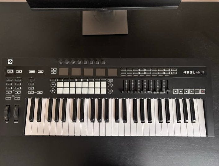 Novation 49SL MKIII MIDI-controller keyboard, Muziek en Instrumenten, Zo goed als nieuw, Aanslaggevoelig, Ophalen, 49 toetsen