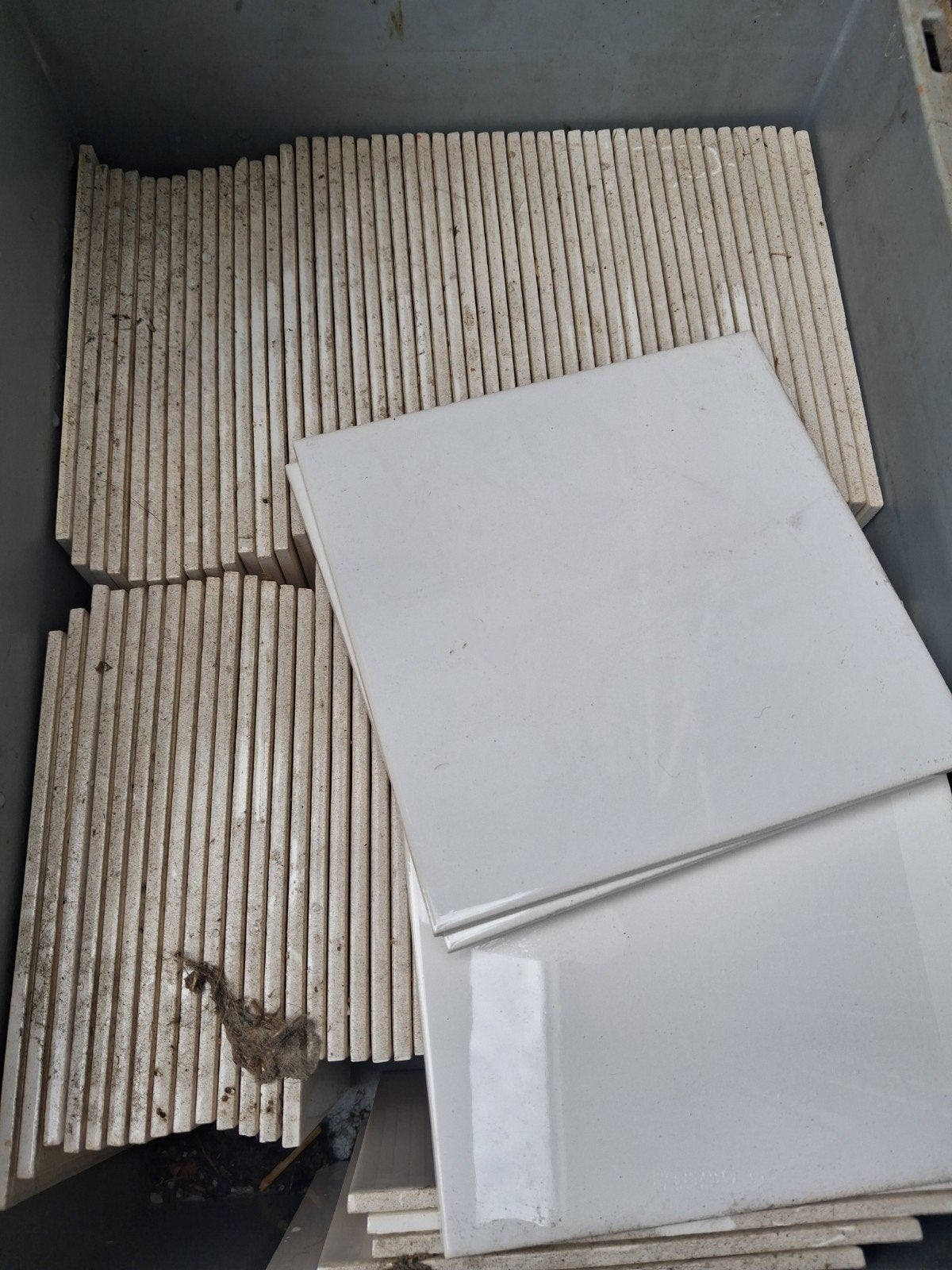 Witte douche tegels - perfect voor badkamer renovatie, Ophalen, Gebruikt, 5 tot 10 m², 20 tot 40 cm