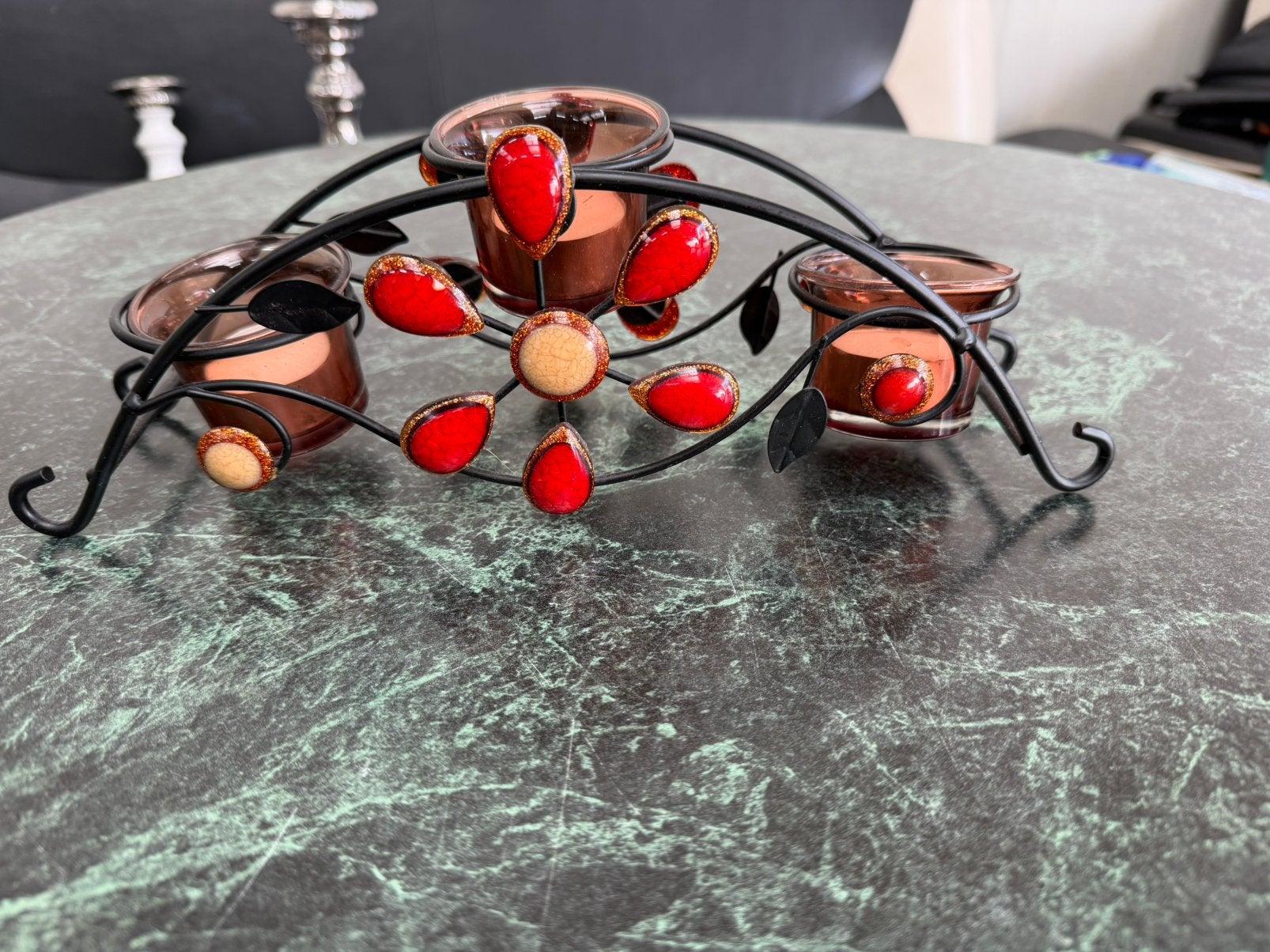 Decoratieve waxinelichthouder 3-lichts – metaal & glas rood, 33 - 40 uur, Overige vormen