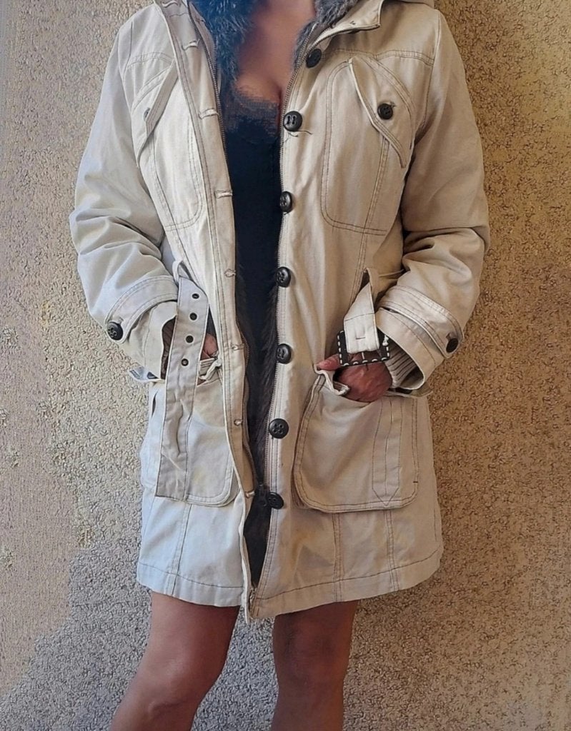Mango winterjas met afneembaar bont uit de capuchon., Mango, Beige, Maat 46/48 (XL) of groter, Ophalen of Verzenden