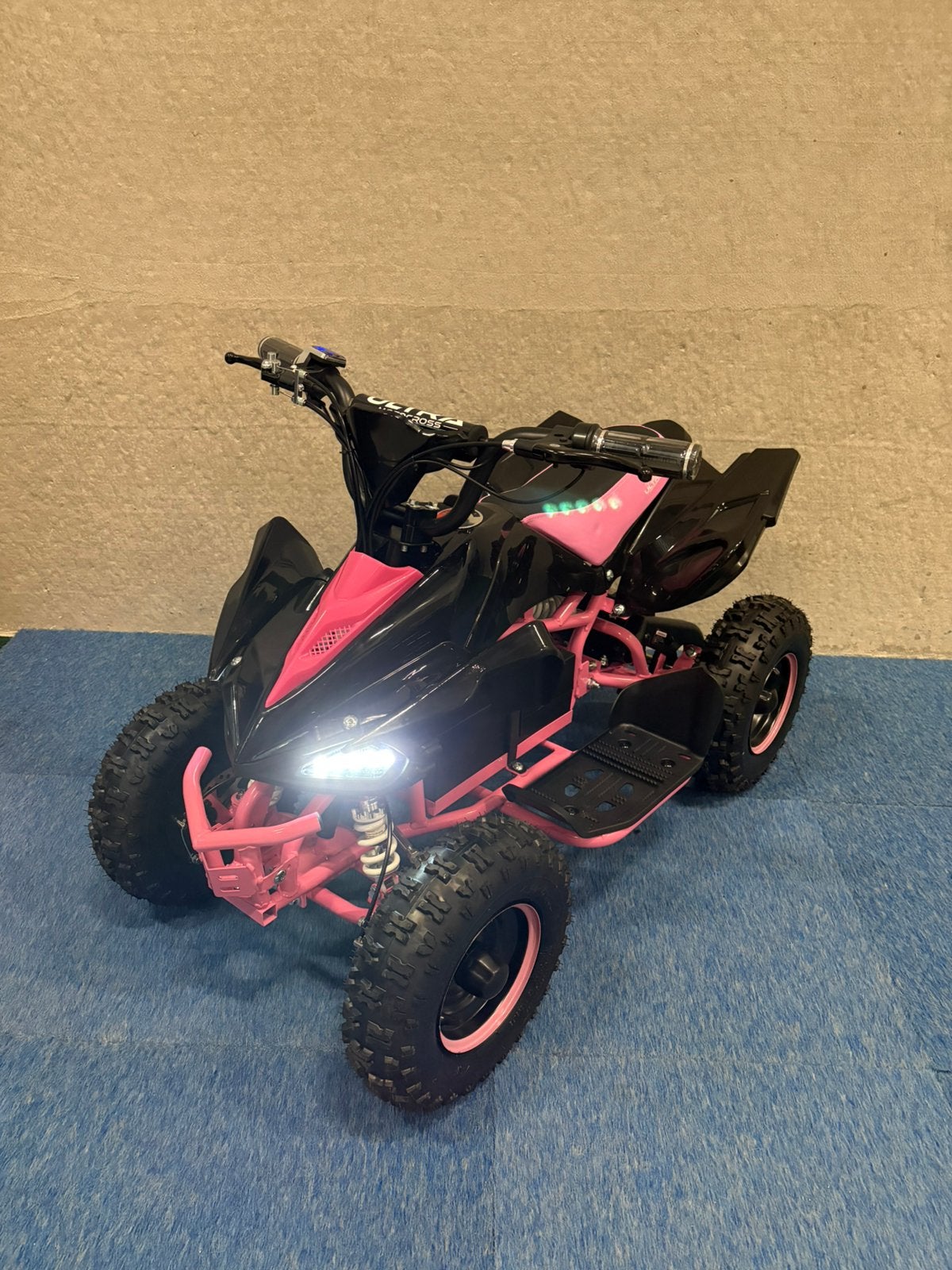 Nieuwe Ultra 1000 watt elektrische roze mini quads, Kinderen en Baby's, Speelgoed | Buiten | Accuvoertuigen, Ophalen, Massakassa