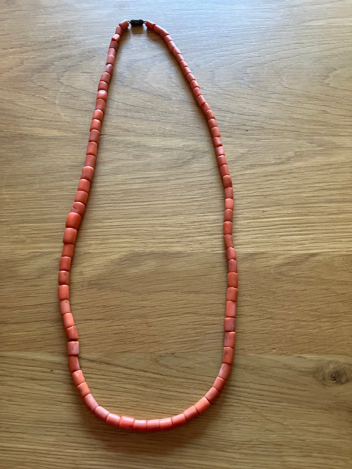Vintage bloedkoraal collier – 64,17 gram – grote kralen, Ophalen of Verzenden, Rood, Steen of Mineraal