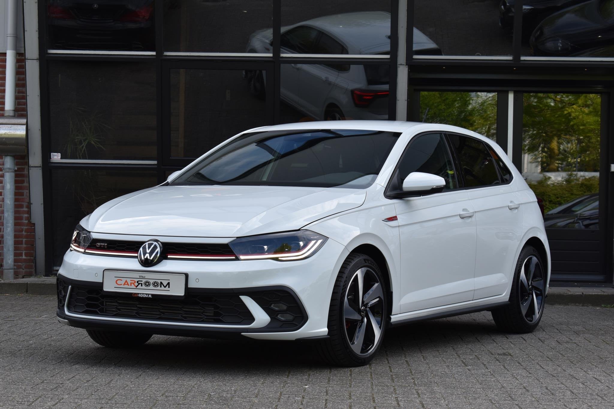 Volkswagen Polo 2.0 TSI GTI Lane Virtual Clima DCC Stoel.vw, 1272 kg, Gebruikt, 4 cilinders, Wit