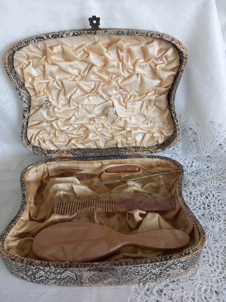 Antieke verzorgingsbox, Antiek en Kunst, Ophalen of Verzenden
