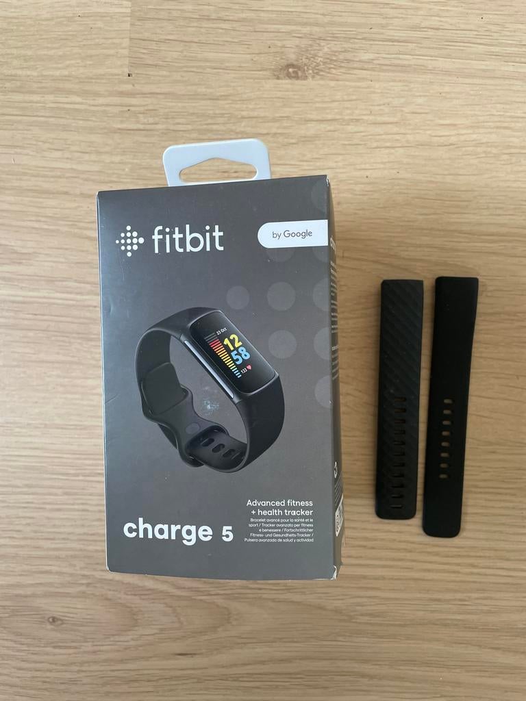 Fitbit Charge 5 Advanced Fitness & Health Tracker Zwart, Ophalen of Verzenden, Waterdicht, Zo goed als nieuw, Zwart