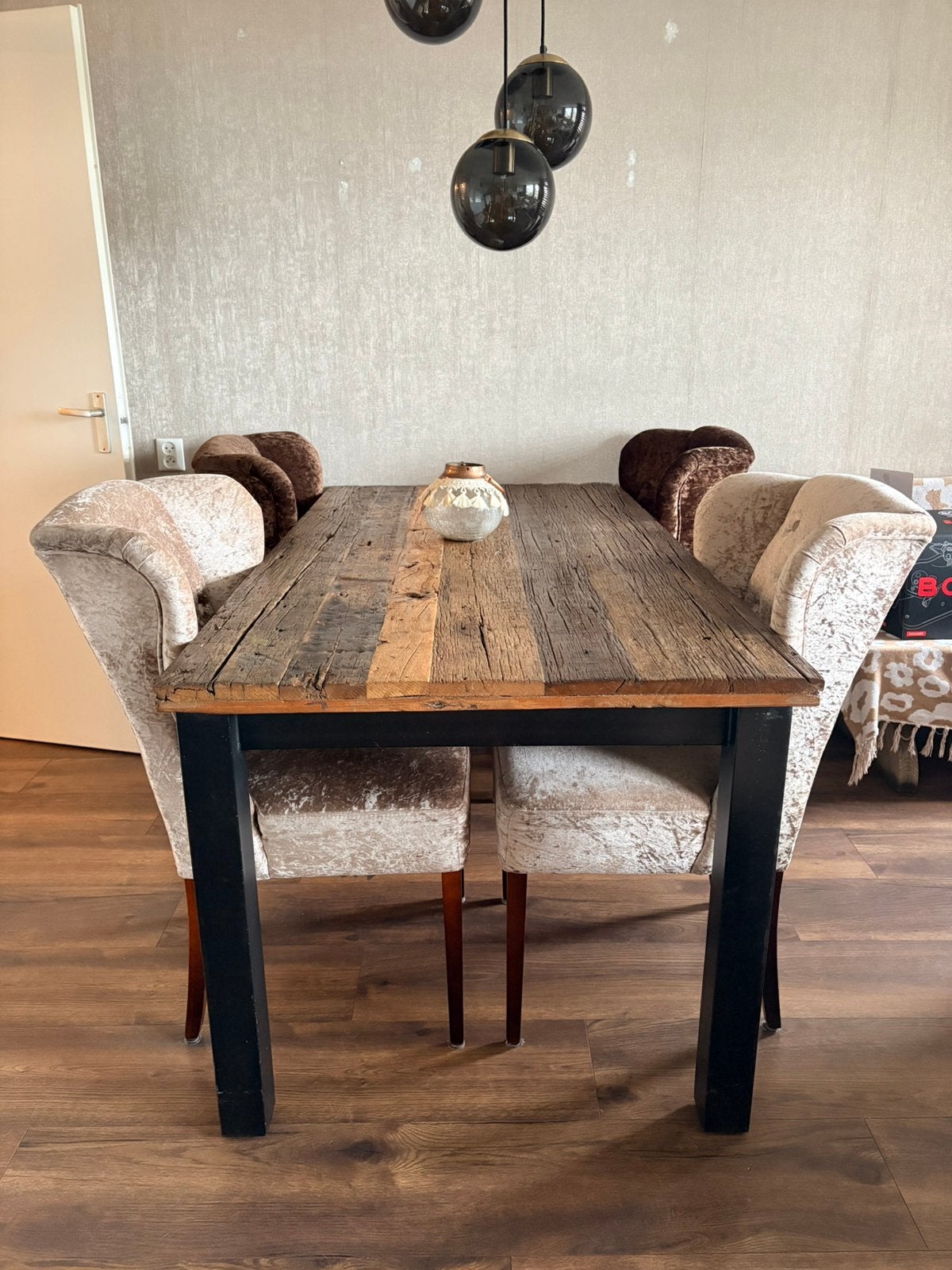 Mooie eettafel 180x90 zonder de stoelen., Huis en Inrichting, Gebruikt, Industrieel/landelijk, 150 tot 200 cm, Vier personen