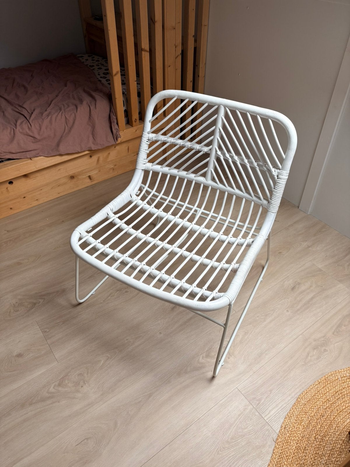 Rotan stoel, Huis en Inrichting, Ophalen, Zo goed als nieuw, Wit, Eén